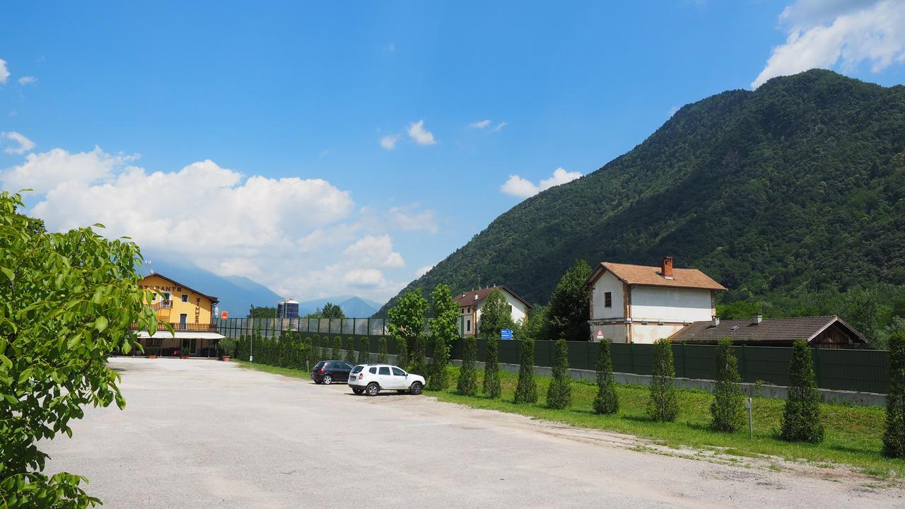 Albergo Alla Stazione Roncegno Ngoại thất bức ảnh