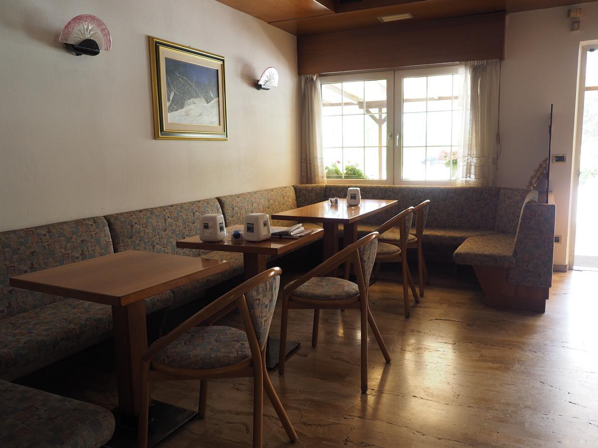 Albergo Alla Stazione Roncegno Ngoại thất bức ảnh