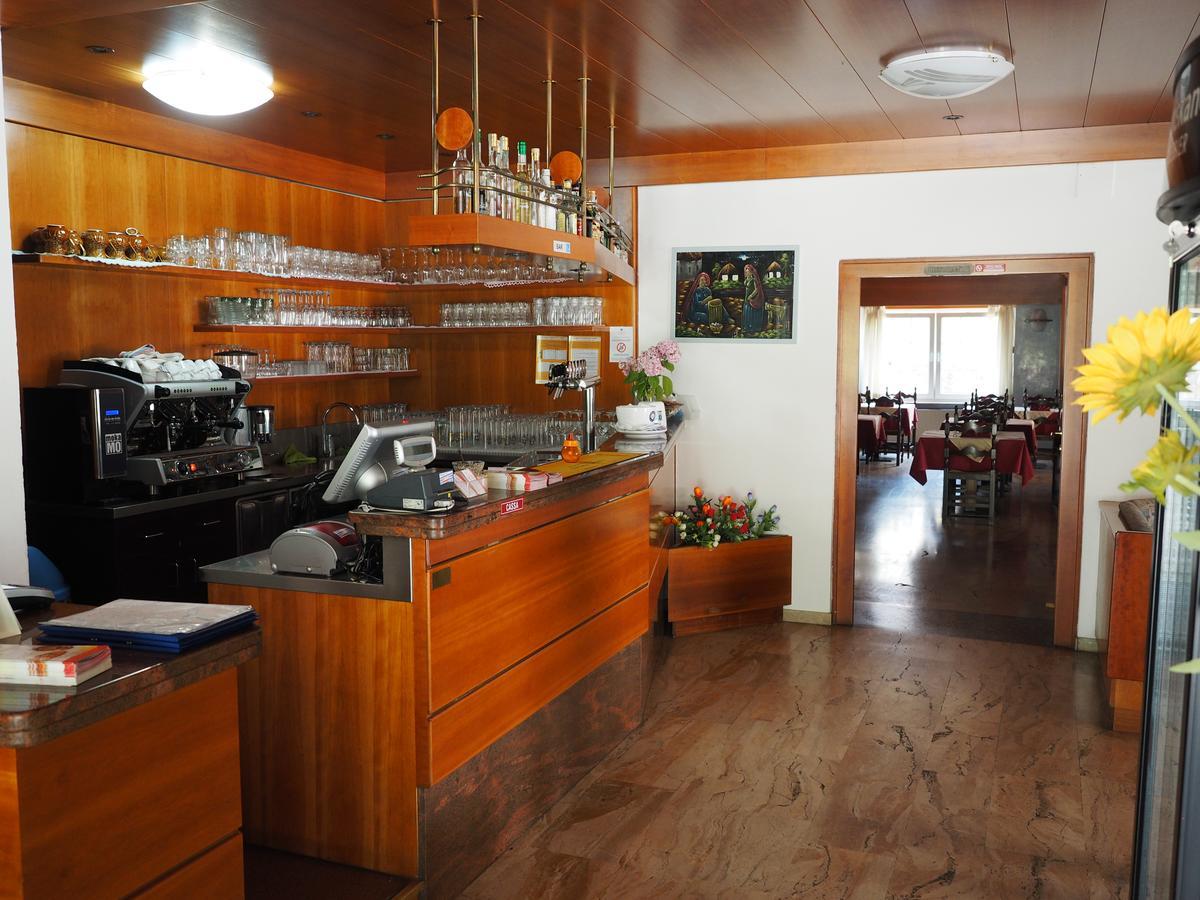Albergo Alla Stazione Roncegno Ngoại thất bức ảnh