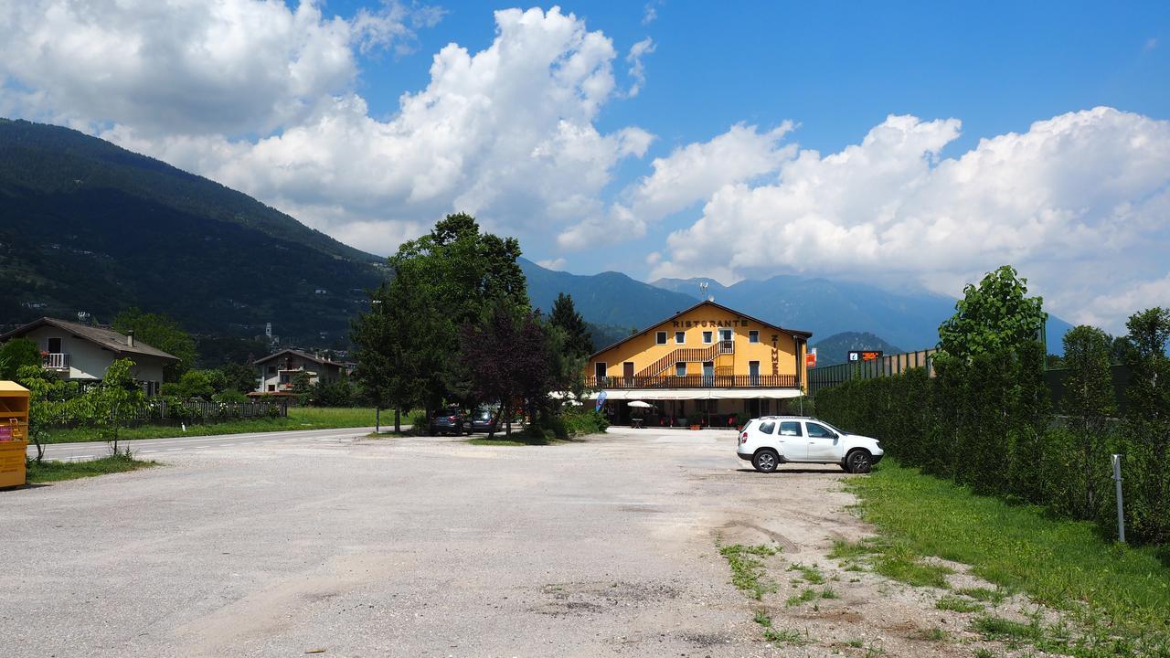 Albergo Alla Stazione Roncegno Ngoại thất bức ảnh