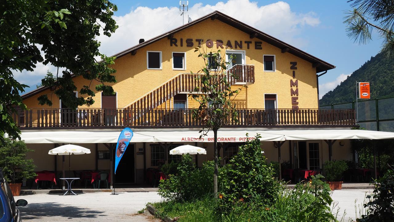 Albergo Alla Stazione Roncegno Ngoại thất bức ảnh